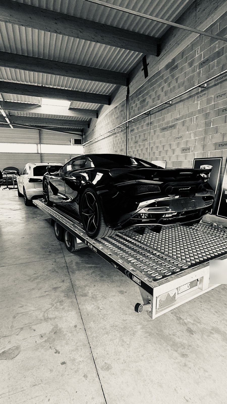 Remplacement de pièces McLaren : portes, actionneurs et capteurs